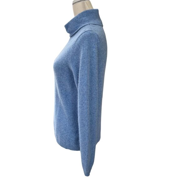 L.L. Bean Women's Wool Angora Blend Turtleneck Sweater Light Blue Size Medium - Picture 2 of 6